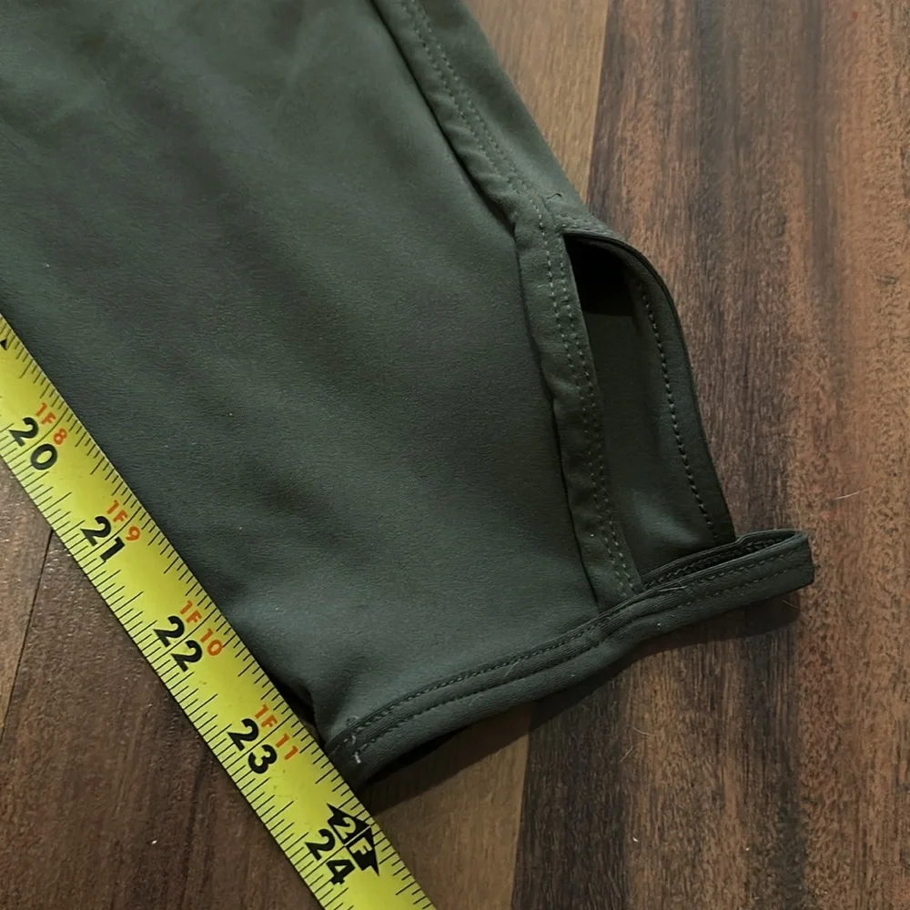 Nike Army Green Crossbody Mid Rise Waist Leggings Size Lg Workout, Activewear - Picture 10 of 11